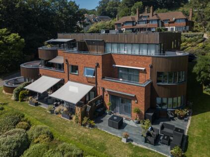 Cannongate Road, Hythe, CT21