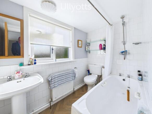 2 bed Terraced for sale Image 9