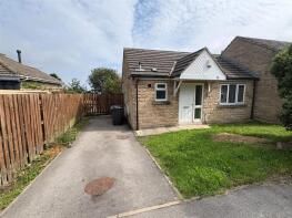 73, Ascot Drive, Bradford BD7 4PN