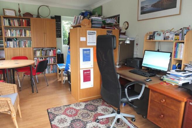 Photo 8