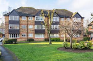 30, River Meads, Ware SG12 8EE