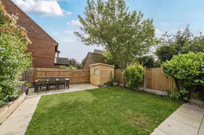 19-6821b51e3b2f5-...