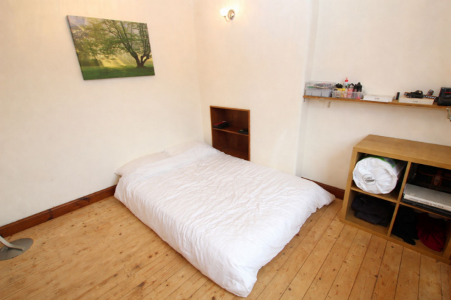 3 bed Terraced for sale Image 11