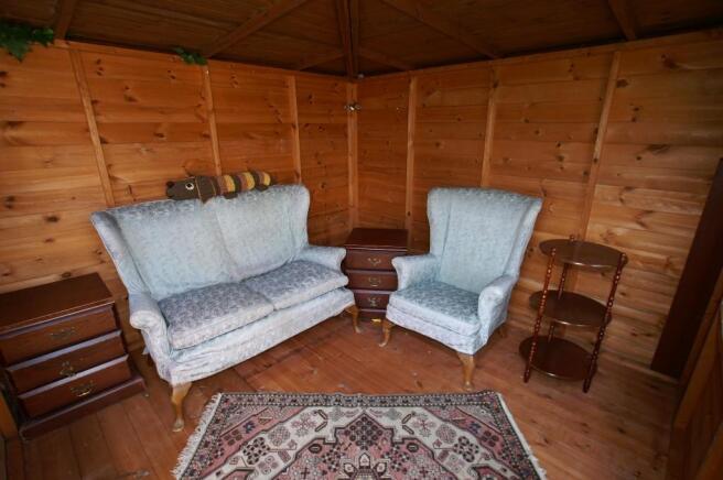 Summerhouse Inside