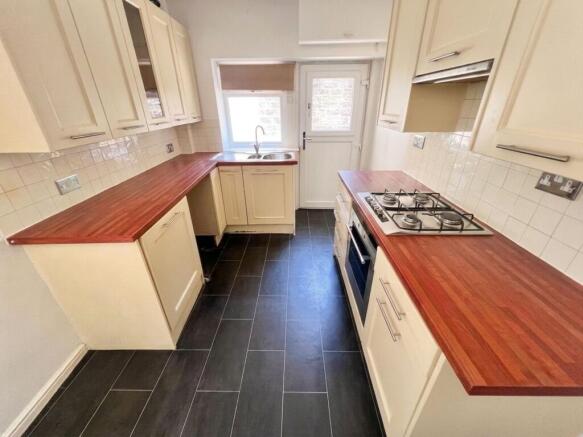 2 bed Cottage for sale Image 6