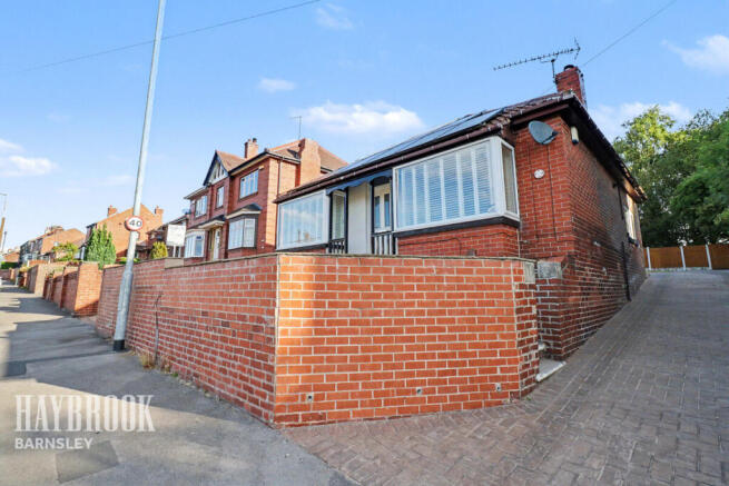 2 bed Detached Bungalow for sale Image 5