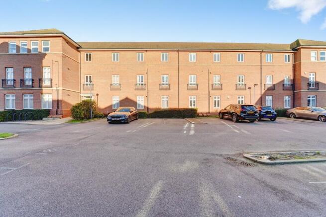 frontofbuildingsh...