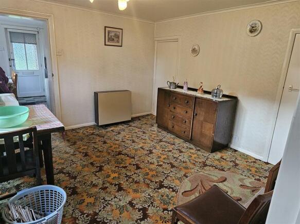 dining room.jpg