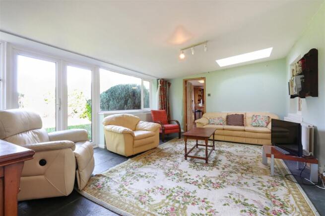 Garden Room.jpg