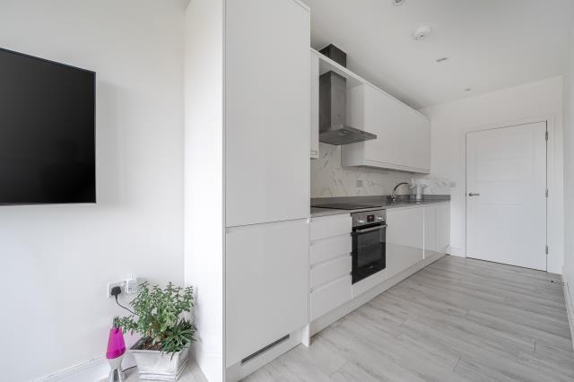 Kitchen/Reception Ro