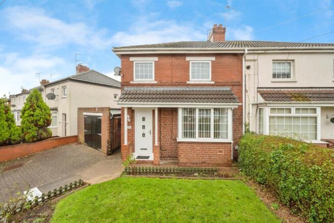 2 bed Semi-Detached for sale Image 12