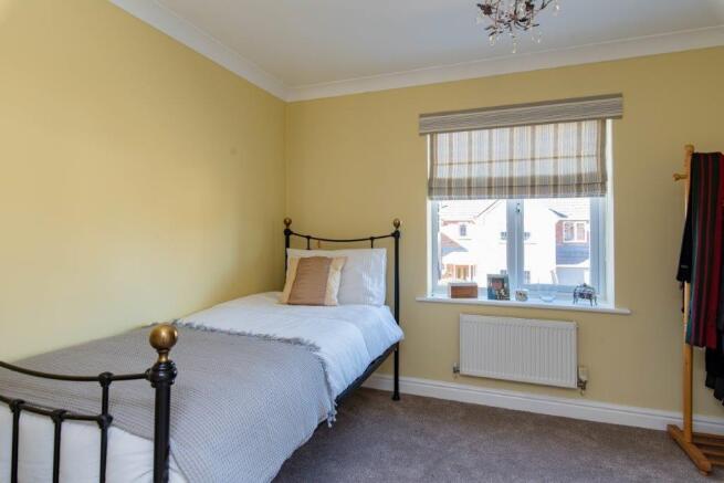 Bedroom (4)