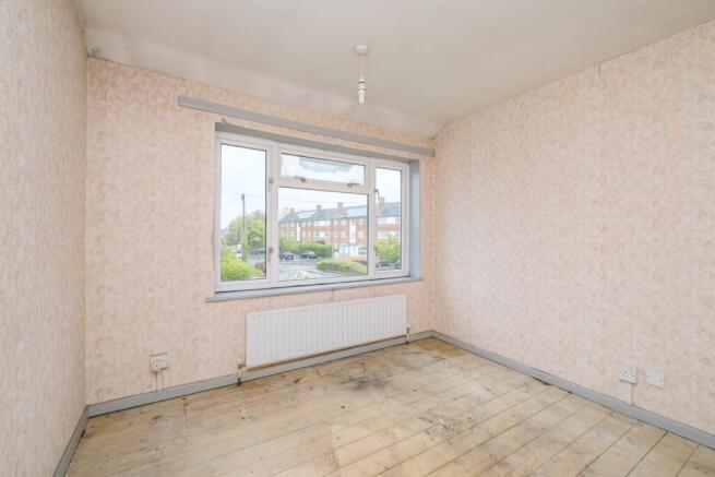 1 Green Way, Burnham, Slough, SL1 8HN