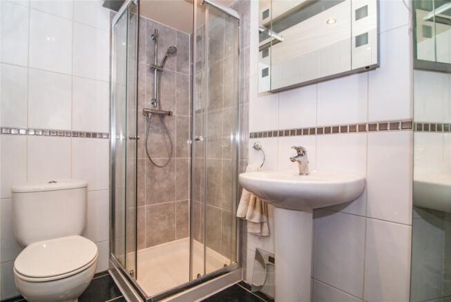 2 bed Flat for sale Image 9