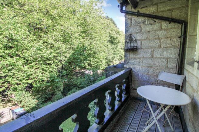 3 bed Penthouse for sale Image 6