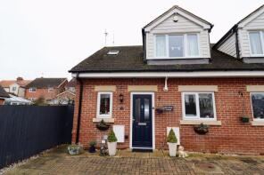 31, Holsey Lane, Bletchley MK2 3FH