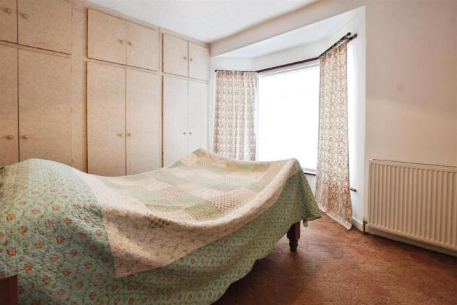 3 bed Terraced for sale Image 11