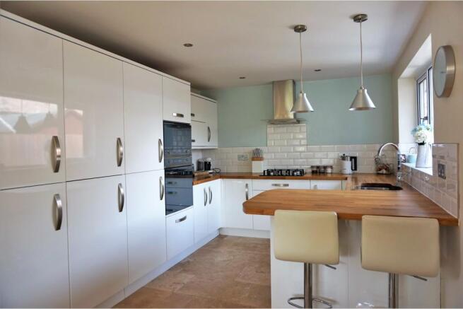 Kitchen / Diner