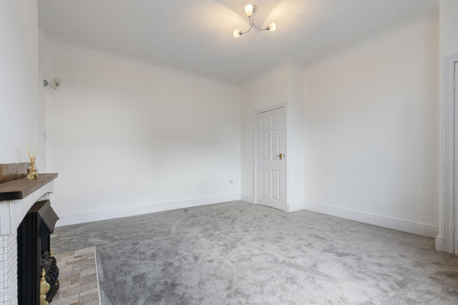 2 bed Terraced for sale Image 6