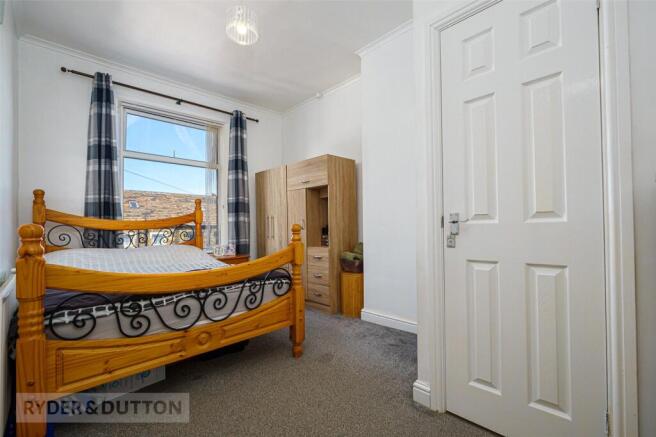 3 bed Terraced for sale Image 9