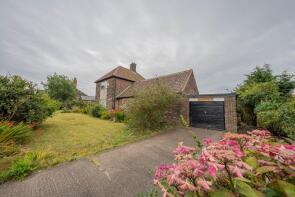 Heatherville, Charnwood Gardens, Sheriff Hill, Gateshead NE9 6XX