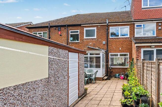 3 bed Terraced for sale Image 11