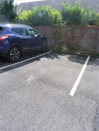 244. PARKING.JPG
