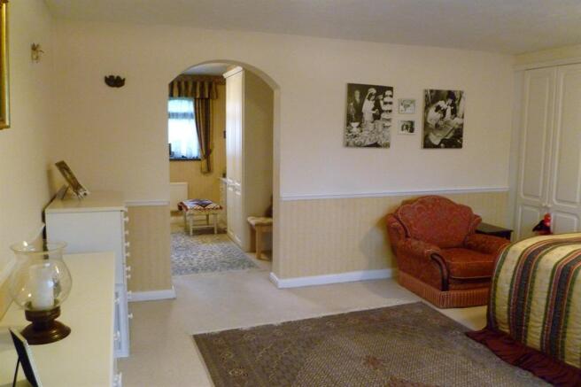 Photo 9