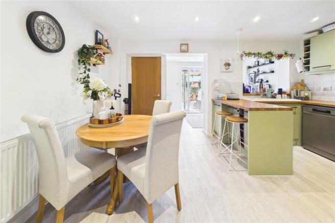 Kitchen/Dining Room