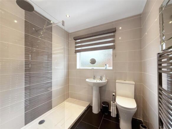 2 bed Bungalow for sale Image 9