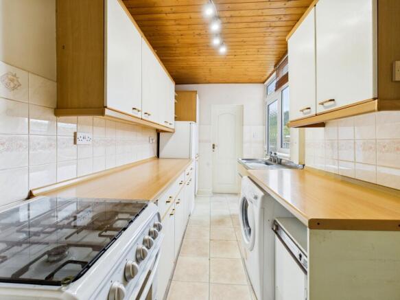 CAM05192G0-PR0165-STILL013