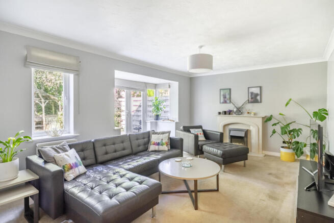 4 bed Detached for sale Image 6