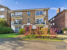 4, 35 Langham House, Adelaide Road, Surbiton KT6 4SR