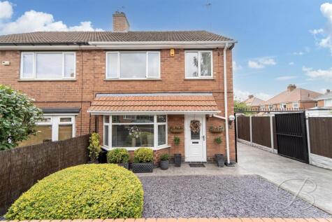 Highcliffe Avenue, Shirebrook, Mansfield