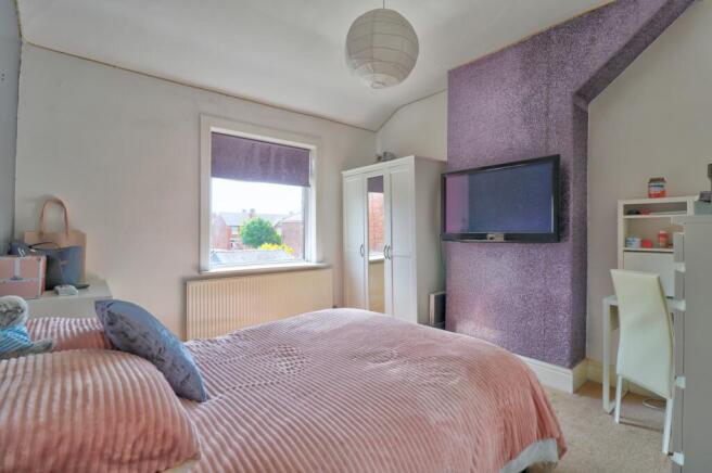 Bedroom 2.1