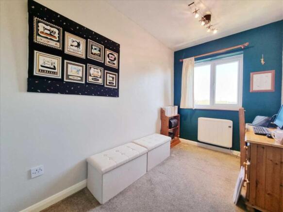 Bedroom 2: