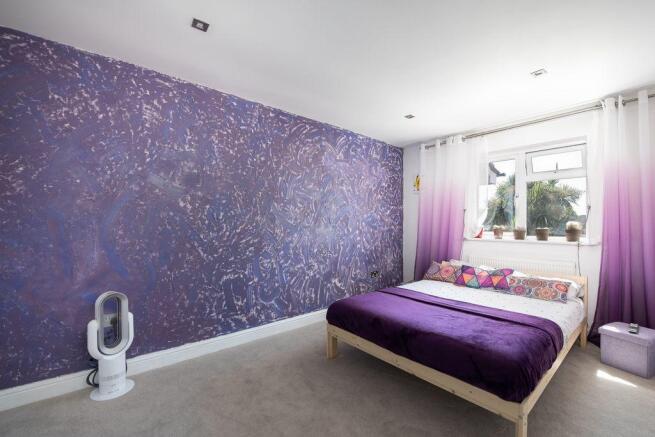 Bedroom 1 (Double)
