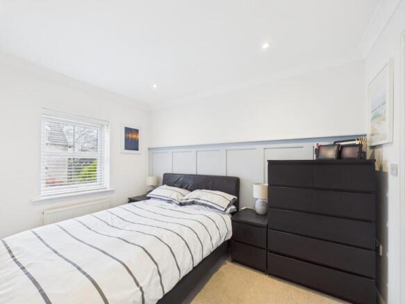 3 bed Town House for sale Image 11