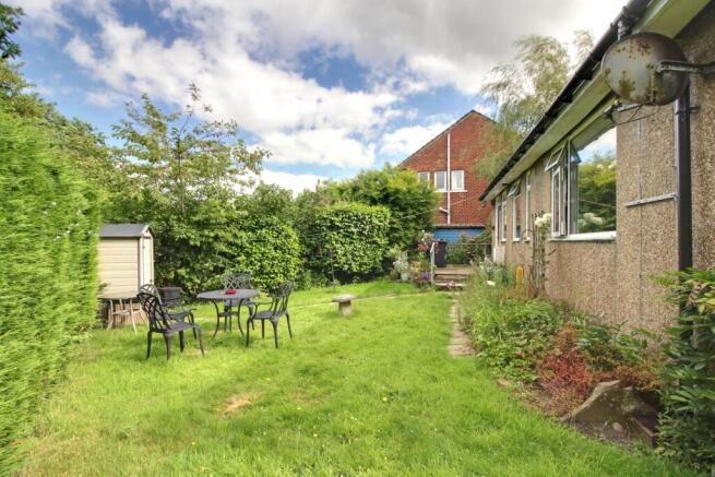 2 bed Detached Bungalow for sale Image 11