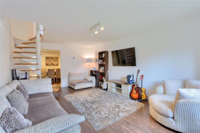Lounge 1