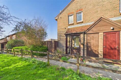 Cordelia Croft, Warfield, Berkshire, RG42