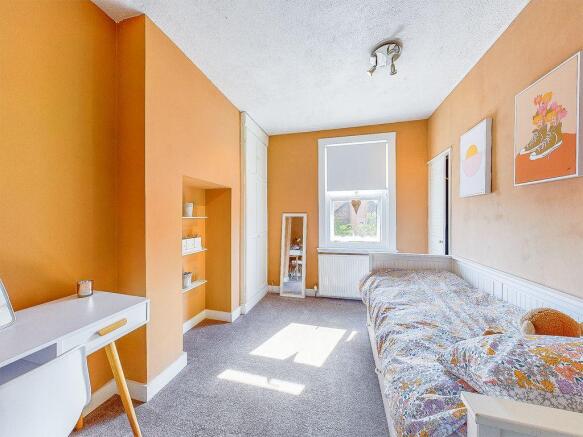 Bedroom 2 (Double)