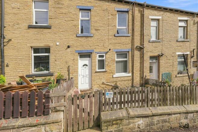 25 - 18 Claremont Street HX6 2PD.jpg