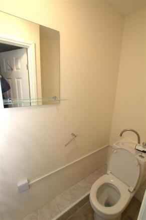 1 bed Terraced to rent Image 11