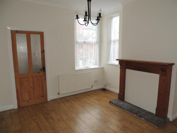 REAR RECEPTION ROOM