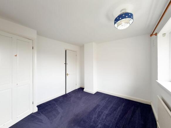 3 bed Semi-Detached for sale Image 11
