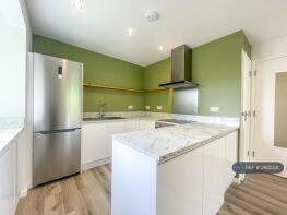 Flat 1, Parklands, Lynwood Road, Redhill RH1 2JF