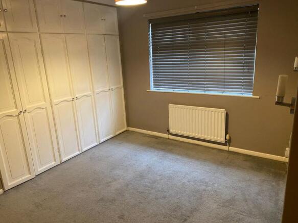3 bed Terraced for sale Image 10