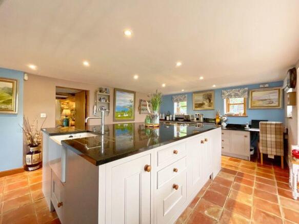 Kitchen/Dining...