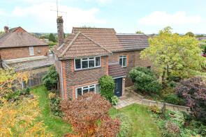 61, Binscombe Lane, Farncombe, Godalming GU7 3QG